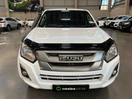 2017-Isuzu-KB-250-D-Teq-HO-LE-4x4-Double-Cab_7
