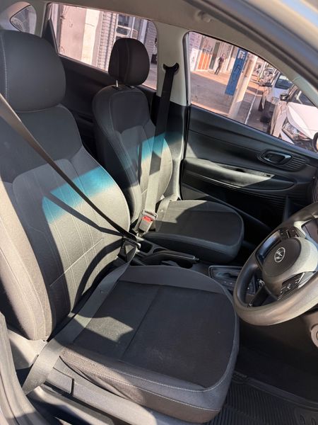 2022-Hyundai-i20-14-Motion-Auto_12