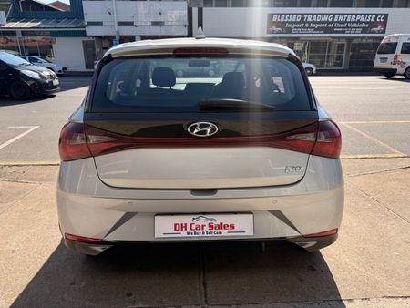 2022-Hyundai-i20-14-Motion-Auto_1