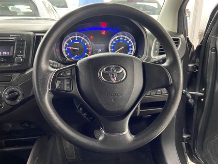 2022-Toyota-Starlet-14-XS-Auto_7
