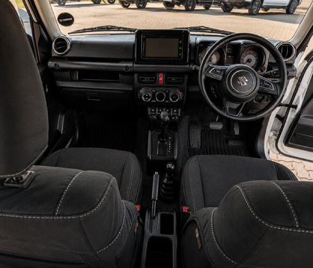 2023-Suzuki-Jimny-15-GLX-Auto_10