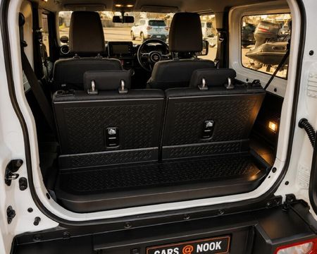 2023-Suzuki-Jimny-15-GLX-Auto_6