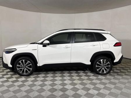 2025-Toyota-Corolla-Cross-18-XR-Hybrid_19