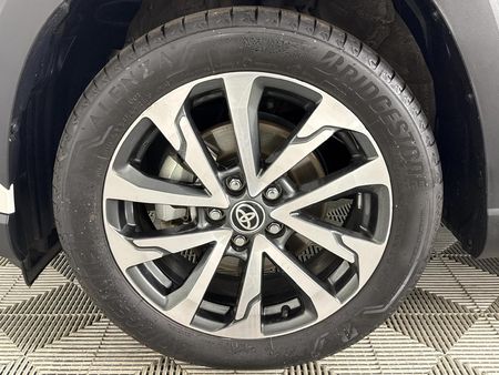 2025-Toyota-Corolla-Cross-18-XR-Hybrid_4