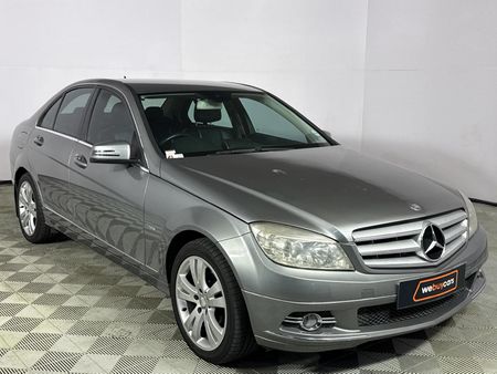 2011-Mercedes-Benz-C-Class-C-180-Avantgarde-Auto_15
