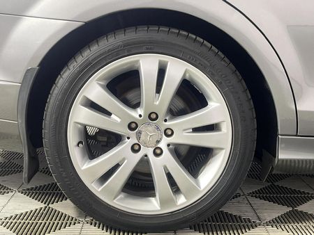 2011-Mercedes-Benz-C-Class-C-180-Avantgarde-Auto_7