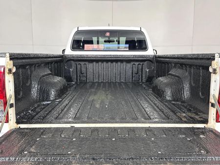 2021-Toyota-Hilux-24-GD-6-Raider-4x4-Auto-Single-Cab_9
