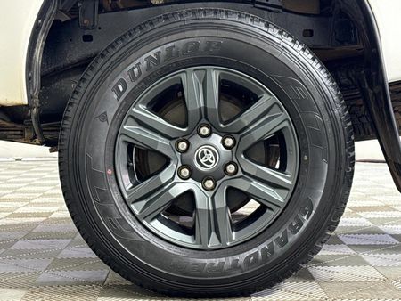 2021-Toyota-Hilux-24-GD-6-Raider-4x4-Auto-Single-Cab_4