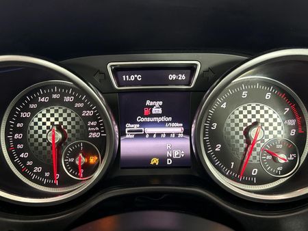 2015-Mercedes-Benz-GLE-500-4Matic_2