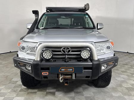 2014-Toyota-Land-Cruiser-200-45-D-V8-VX-Auto_12