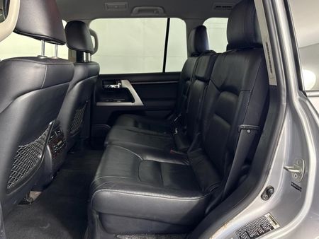 2014-Toyota-Land-Cruiser-200-45-D-V8-VX-Auto_2