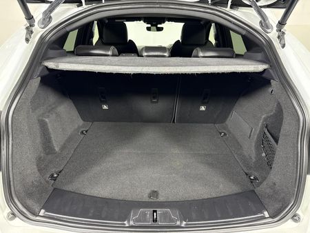 2019-Jaguar-E-Pace-D240-20D-S-177kW_13
