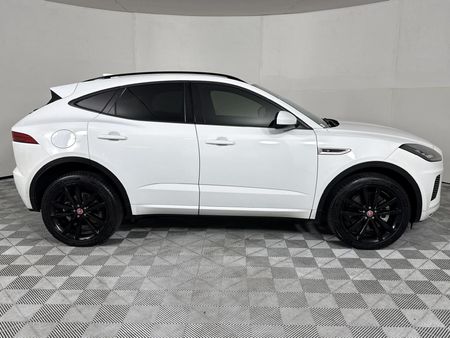 2019-Jaguar-E-Pace-D240-20D-S-177kW_16