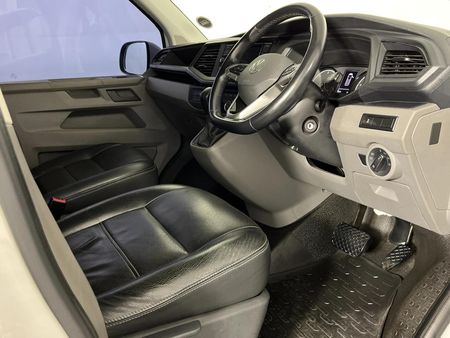 2021-Volkswagen-Kombi-T61-20-TDI-110kW-Auto-Trendline_9