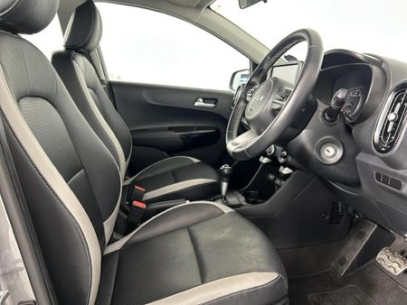 2022-Kia-Picanto-12-X-Line-Auto_9
