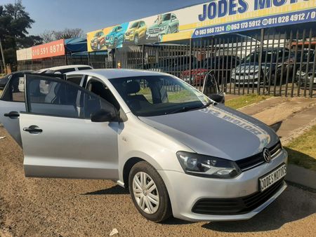2018-Volkswagen-Polo-Vivo-14-Trendline-5-dr_13