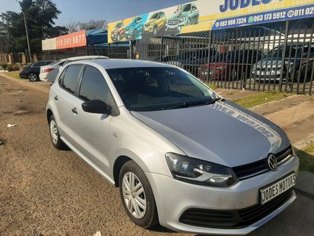 2018-Volkswagen-Polo-Vivo-14-Trendline-5-dr_2
