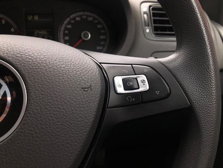 2025-Volkswagen-Polo-Vivo-14_13