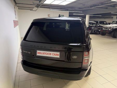 2022-Land-Rover-Range-Rover-50-Vogue-SE-386kW_8