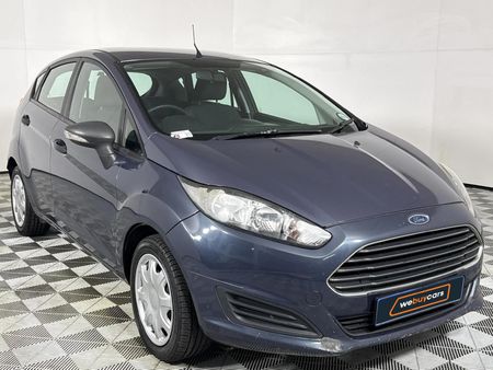 2015-Ford-Fiesta-14-Ambiente-5-dr_11