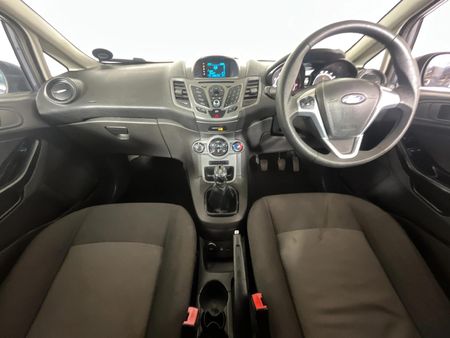 2015-Ford-Fiesta-14-Ambiente-5-dr_1