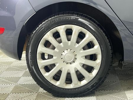 2015-Ford-Fiesta-14-Ambiente-5-dr_7