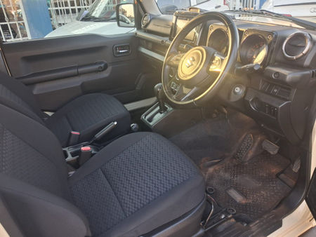 2021-Suzuki-Jimny-15-GLX-Auto_9