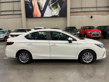2024-Honda-Ballade-15-comfort-Auto_1