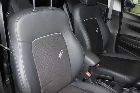 2026-Hyundai-i20-12-Premium_8
