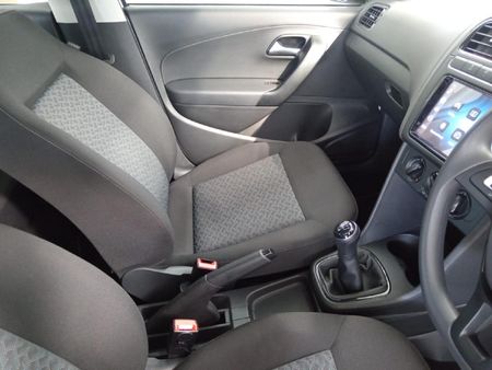 2026-Volkswagen-Polo-Vivo-14-Life_10