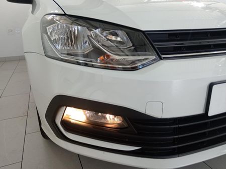 2026-Volkswagen-Polo-Vivo-14-Life_22