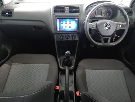 2026-Volkswagen-Polo-Vivo-14-Life_8