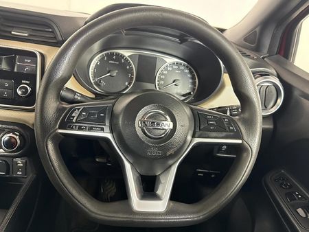 2019-Nissan-Micra-900T-Visia_10