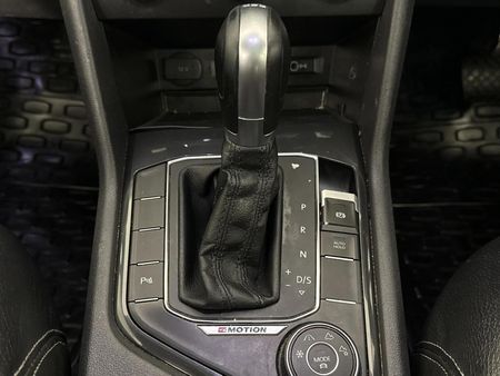 2019-Volkswagen-Tiguan-Allspace-20-TDI-Comfortline-4Motion-Auto_10