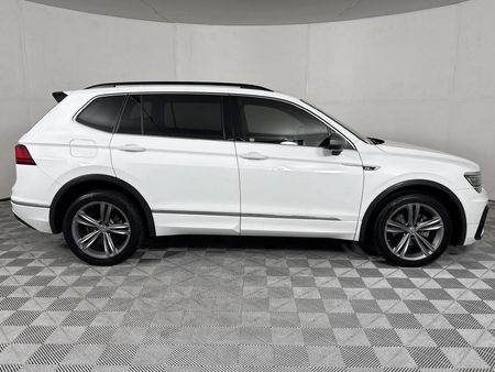 2019-Volkswagen-Tiguan-Allspace-20-TDI-Comfortline-4Motion-Auto_16