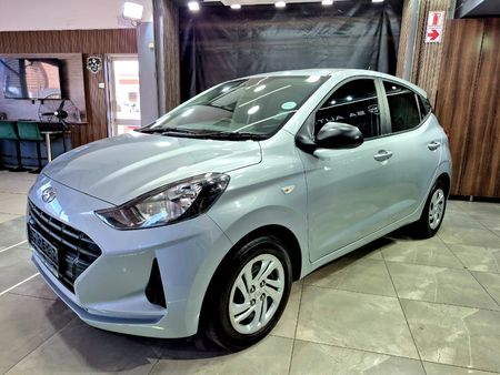 2023-Hyundai-Grand-i10-10-Motion_10