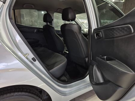 2023-Hyundai-Grand-i10-10-Motion_21