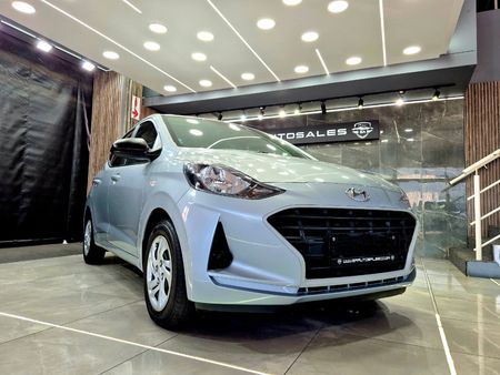 2023-Hyundai-Grand-i10-10-Motion_5