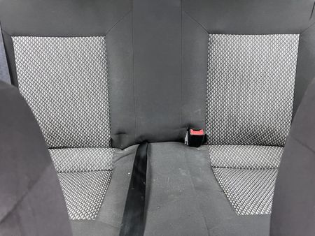 2020-Volkswagen-Polo-Vivo-14-Comfortline-5-dr_13