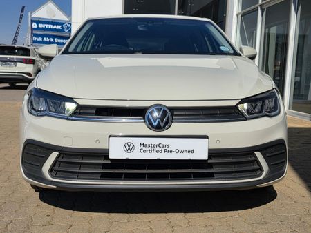 2025-Volkswagen-Polo-10-TSI_6
