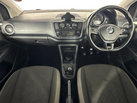 2017-Volkswagen-Up-Cross-Up-10-5-dr_1