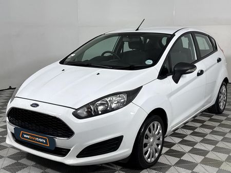 2017-Ford-Fiesta-10-EcoBoost-Ambiente-Auto-5-dr_0