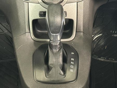 2017-Ford-Fiesta-10-EcoBoost-Ambiente-Auto-5-dr_10