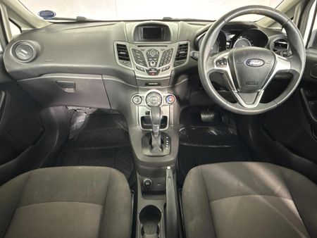 2017-Ford-Fiesta-10-EcoBoost-Ambiente-Auto-5-dr_1