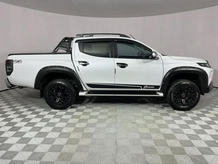 2020-Mitsubishi-Triton-24-Di-Dc-Xtreme-4x4-Auto-Double-Cab_12