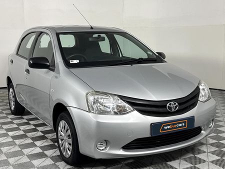2012-Toyota-Etios-15-Xi-5-dr_13