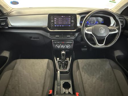 2025-Volkswagen-T-Cross-10-TSI-Life-Auto_1