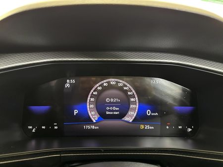 2025-Volkswagen-T-Cross-10-TSI-Life-Auto_2