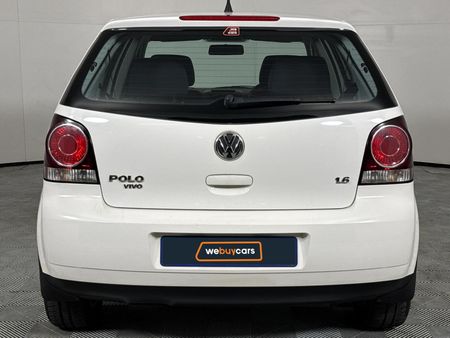 2014-Volkswagen-Polo-Vivo-16-Trendline-5-dr_13