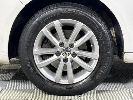 2014-Volkswagen-Polo-Vivo-16-Trendline-5-dr_4